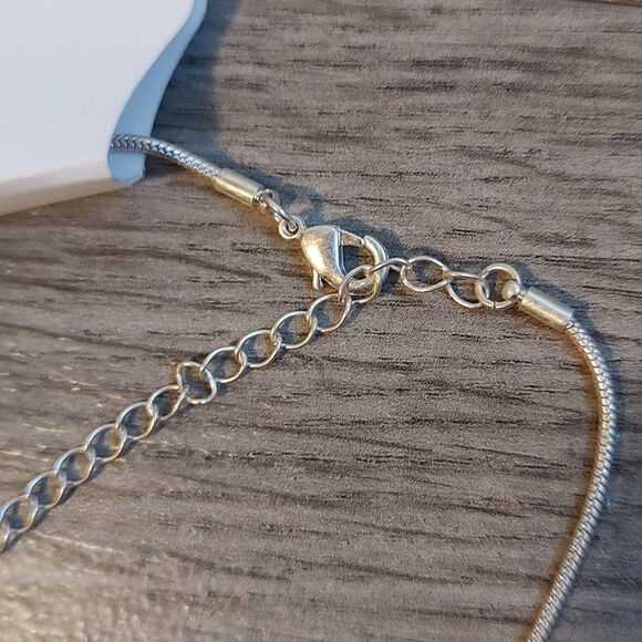 Ricki's New With Tag Long Silver Necklace With Circle Pendants - Picture 6 of 8